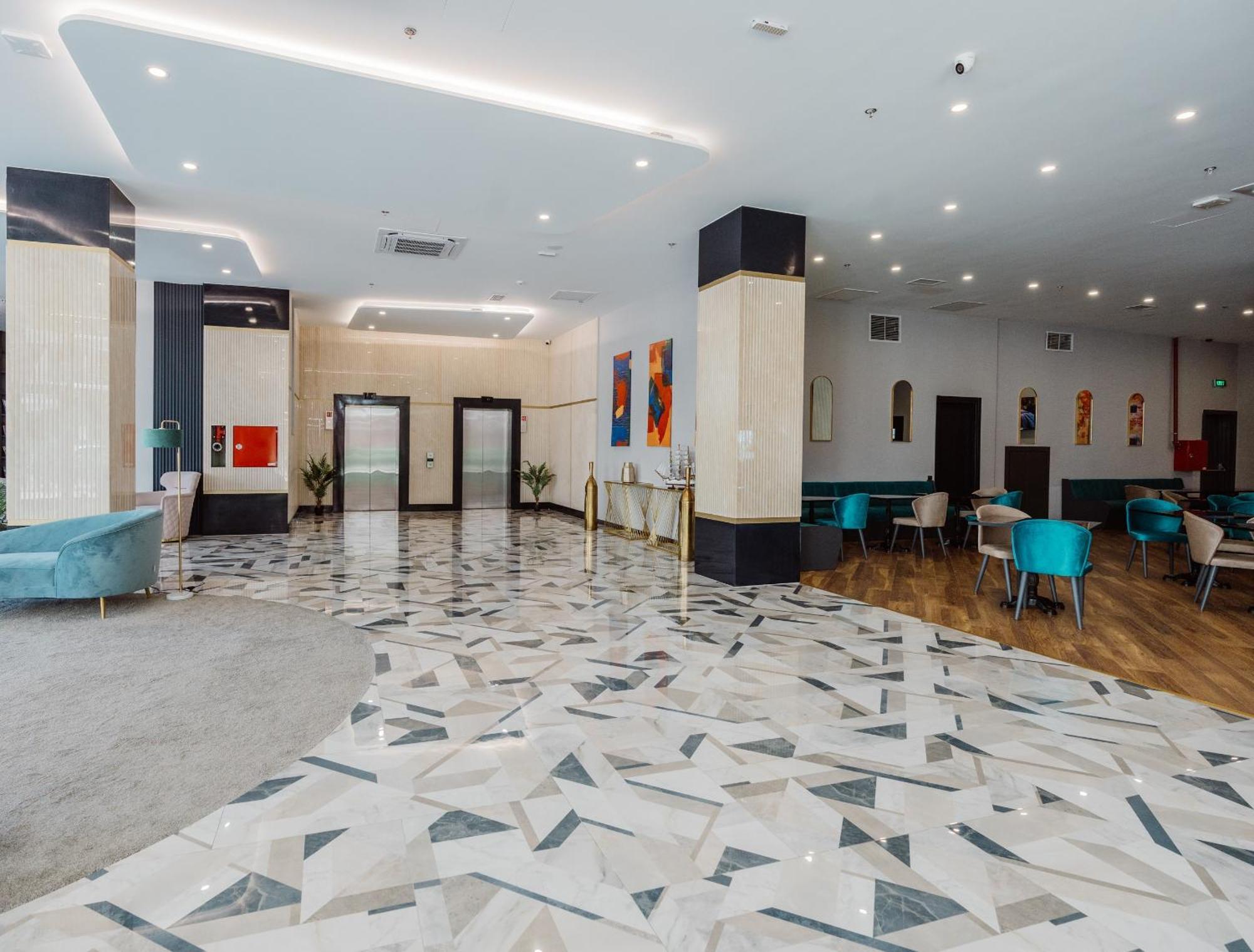 Hotel Navi Batumi Exterior foto